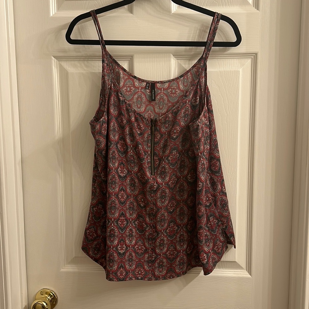 Super cute lightly used tank top